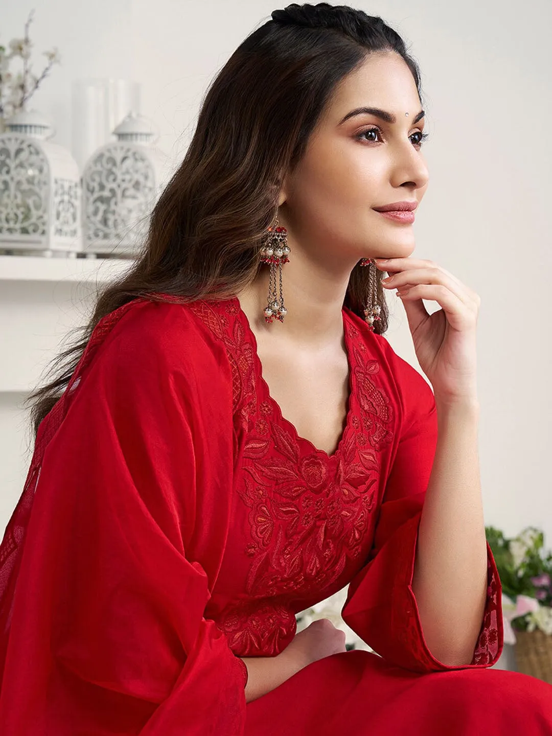 Amyra Dastur Red Floral Regular Thread Work Pure Silk Straight Kurta with Trousers & Dupatta