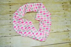 Baby/Toddler pink elephant infinity scarf, soft baby scarf, trendy baby scarf, elephant  baby scarf,infinity scarf