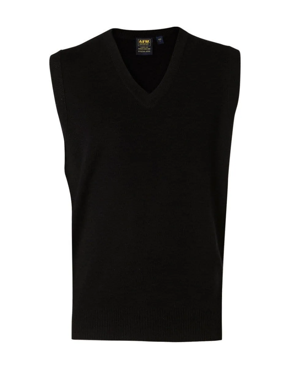 BENCHMARK Men's V-Neck Knit vest WJ02