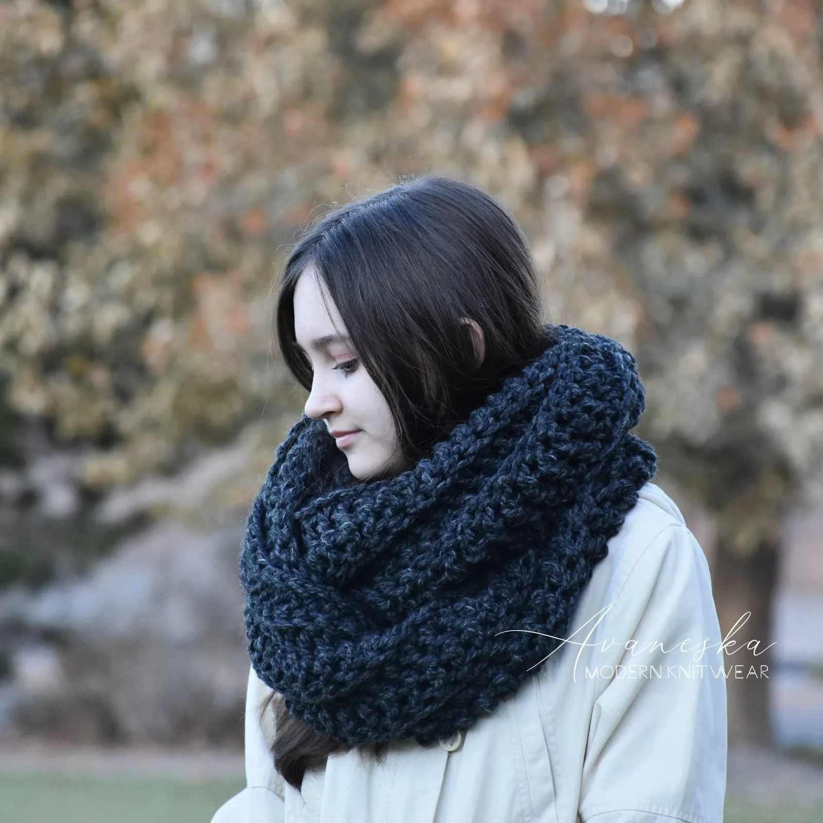 Chunky Infinity Scarf | THE DRESDEN