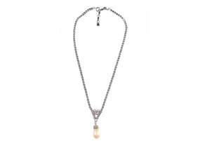 Diamante necklace with pearl pendant