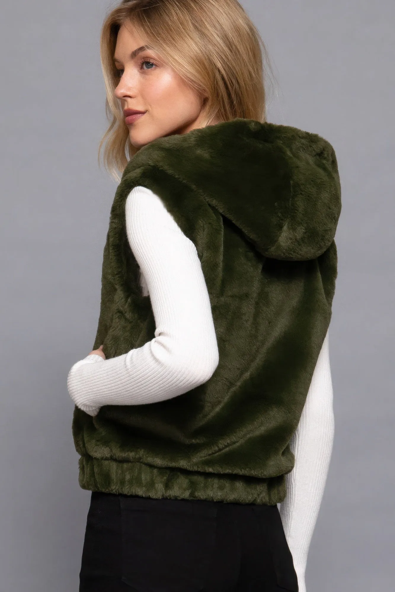 Hot Girl Frostee Faux Fur Hooded Vest In Olive