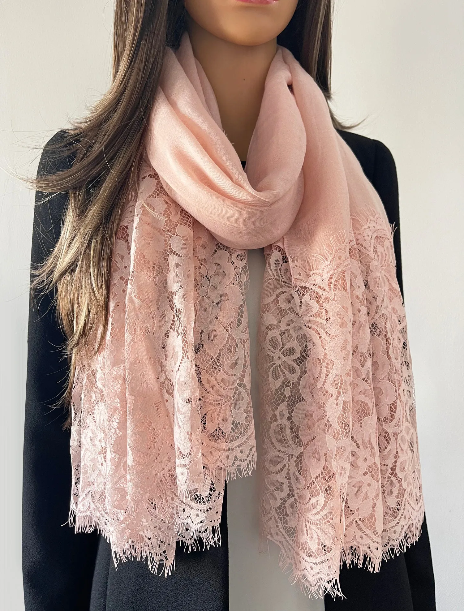 LARGE BLUSH PINK LACE DETAIL LIGHTWEIGHT SCARF