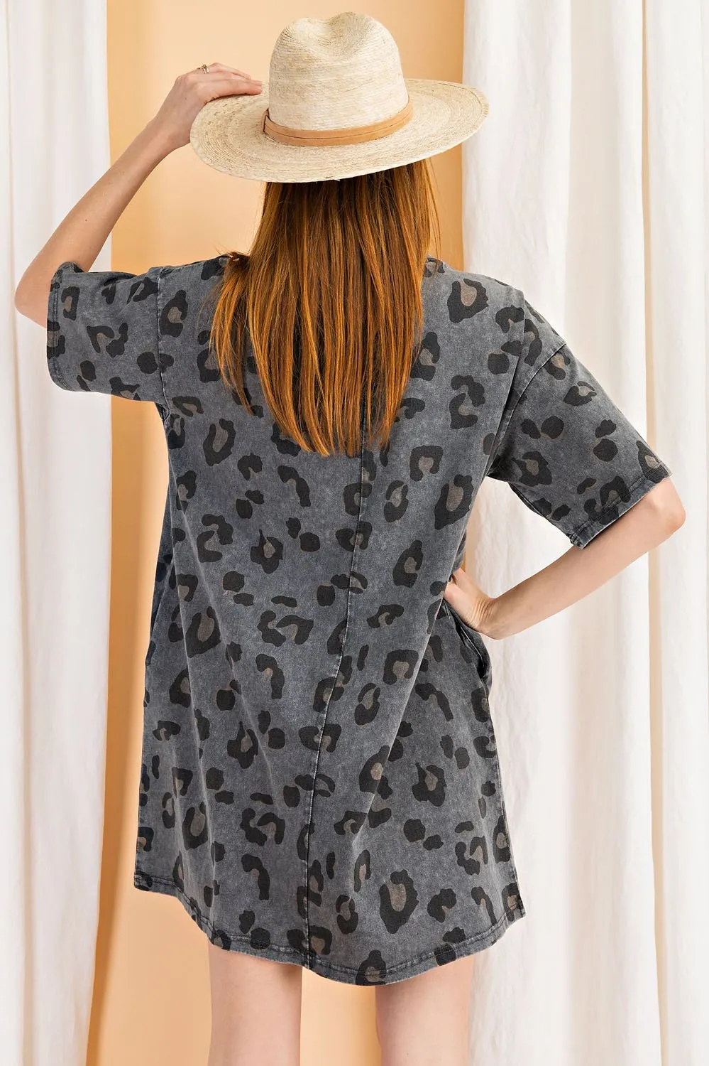 Short sleeves animal print washed oversized knit tee dress - Washed Leopard Tunic Tee Dress