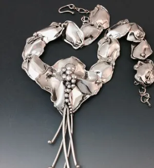 Silver Petals and Reeds Necklace