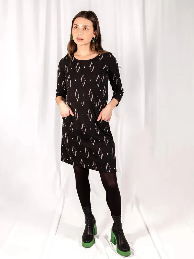 Sweet Seams Dress in Black Diamond Vine