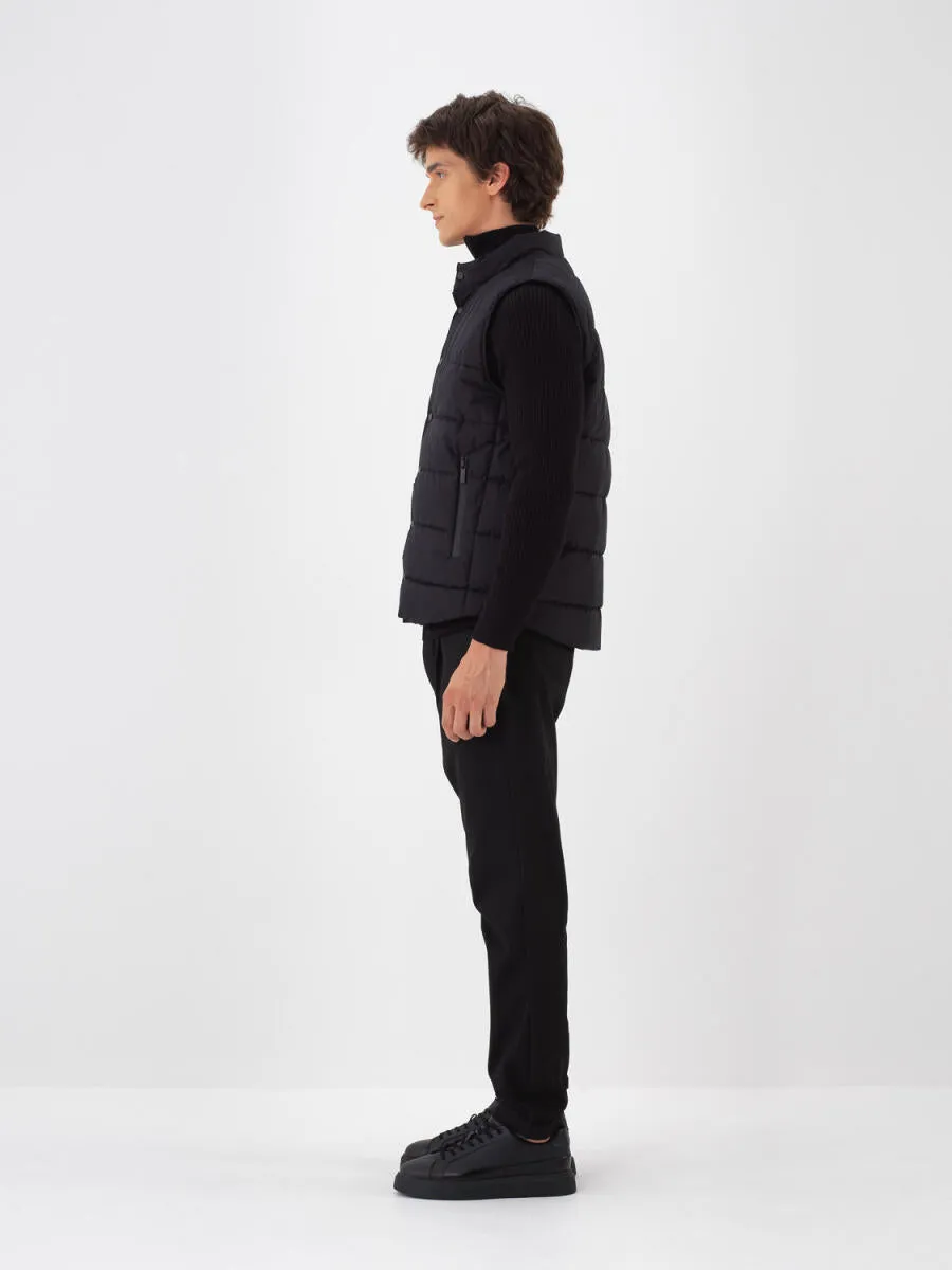 Xint Plain Puffer Black Vest