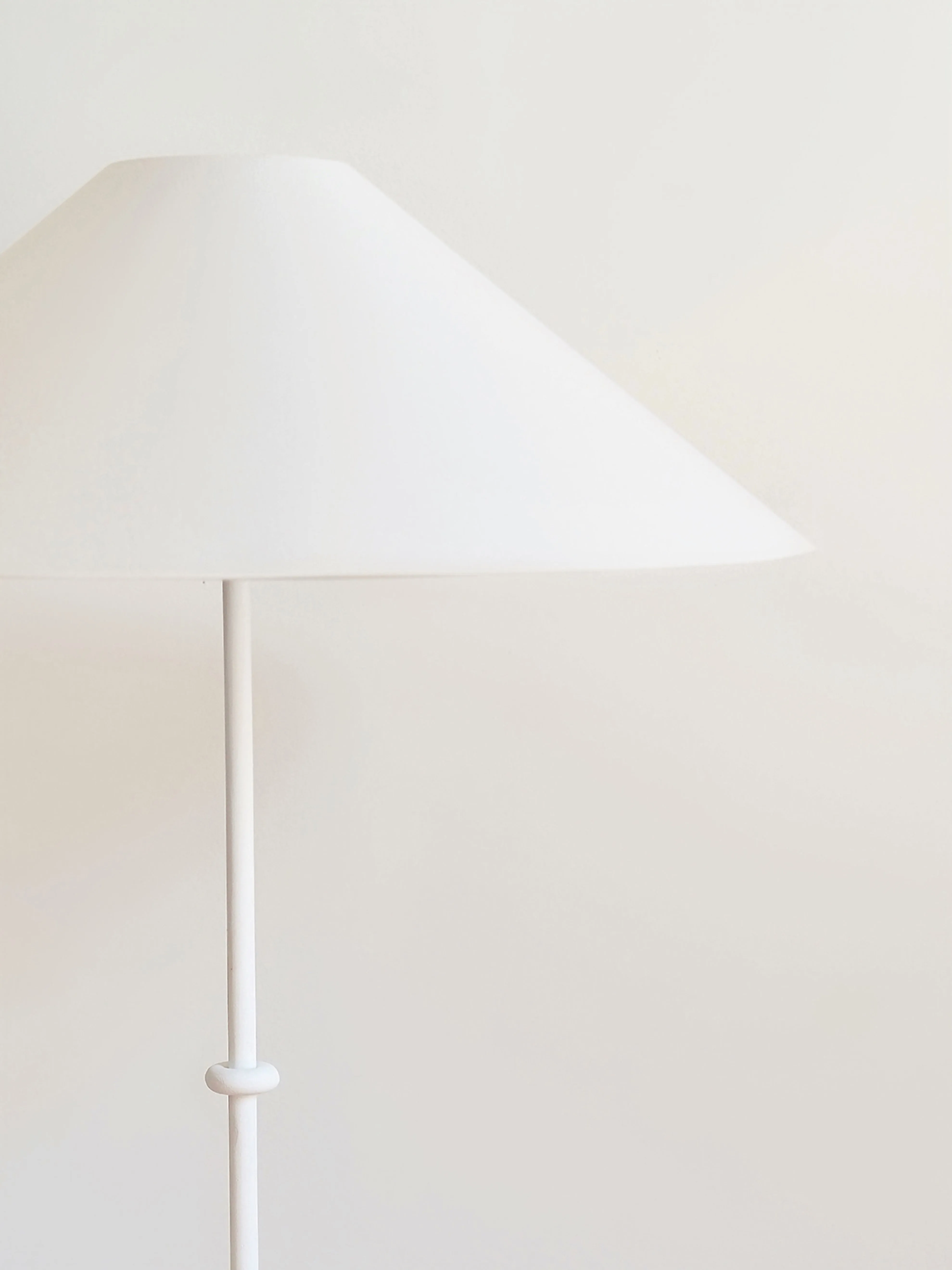 Zealous White Floor Lamp